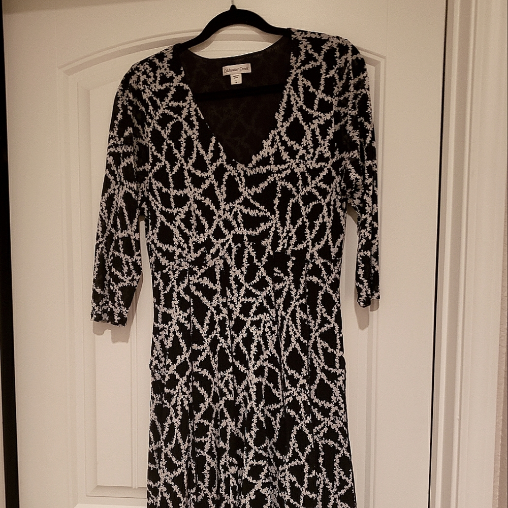 Beautiful dark navy blue maxi dress.